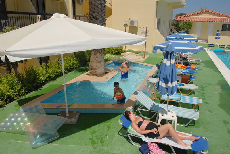 Margaret Hotel Kremastí المظهر الخارجي الصورة